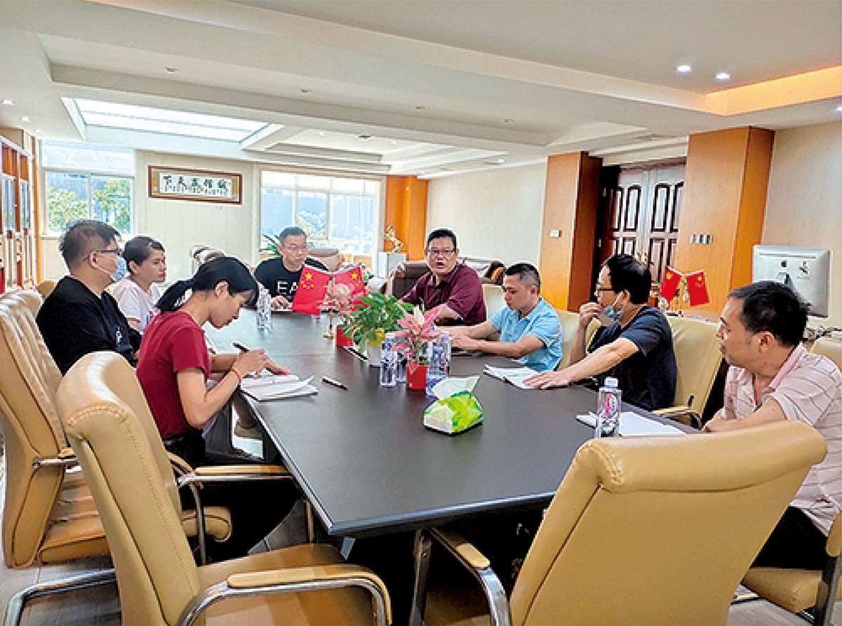 科(ke)研團隊(dui)