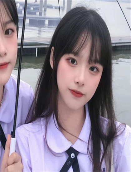 女人与拘_可爱颂_中文音译